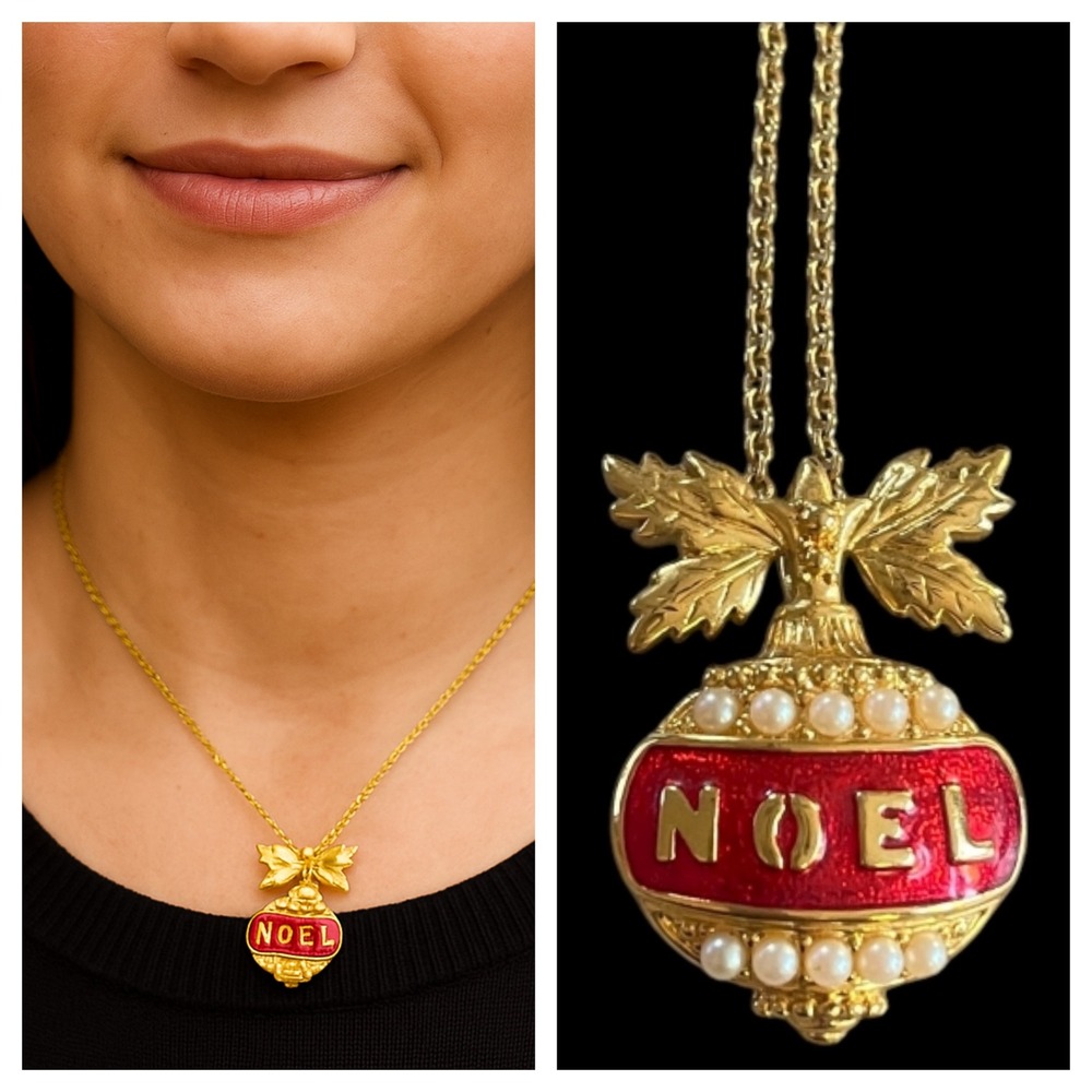 Avon Vintage Christmas Ornament Noel Pendant Necklace Faux Pearl Detail 14"